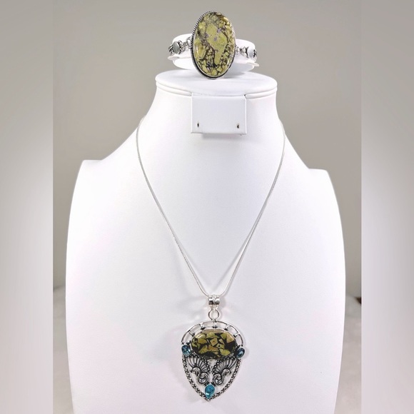 Jewelry - Atlantisite Jasper 925 Gemstone Pendant & bracelet Set